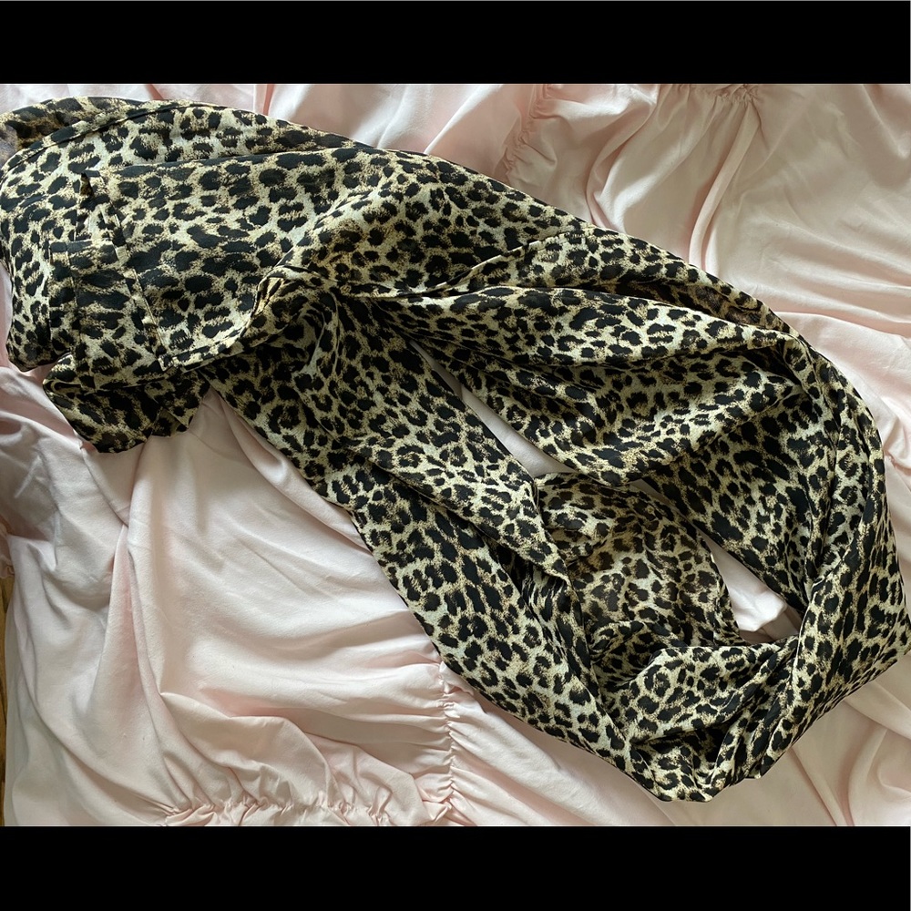 Cheetah printed scarf